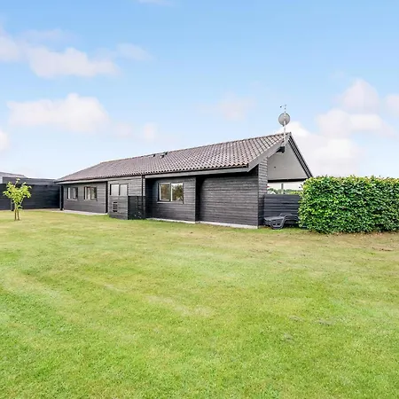 Three-bedroom With A Fireplace In *